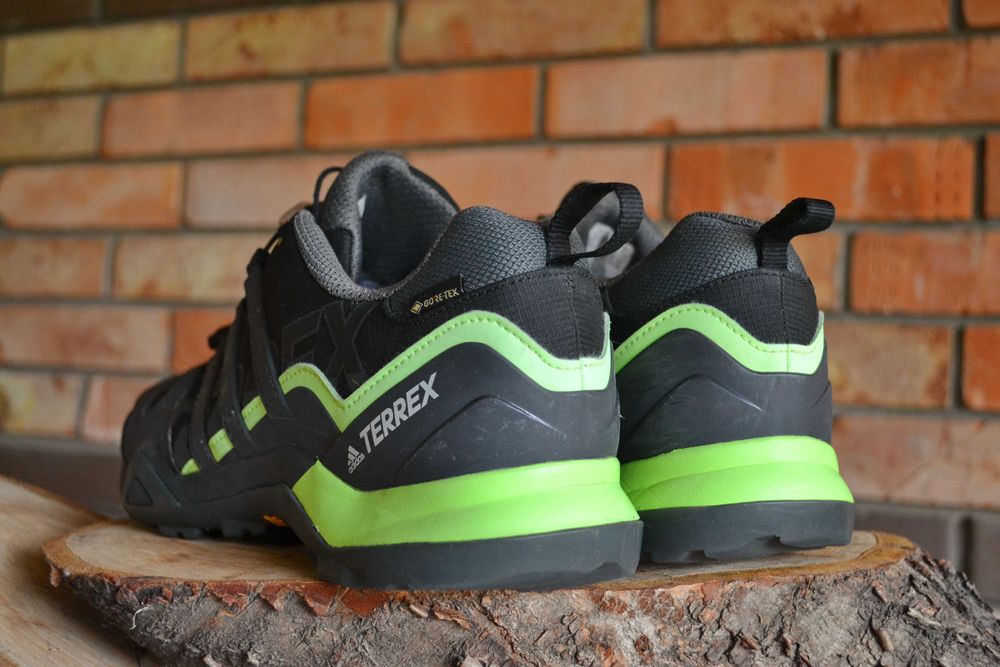 Трекінгові кросівки Adidas Terrex Gore-Tex Оригінал Розмір 46 - 29.5