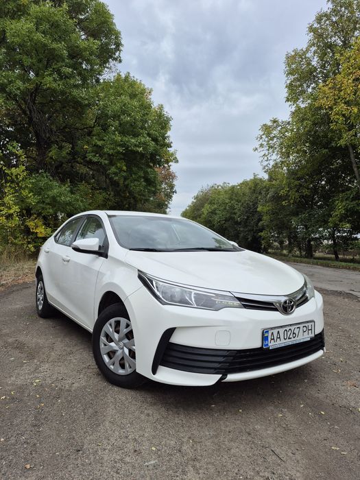 Продам  Тойоту короллу