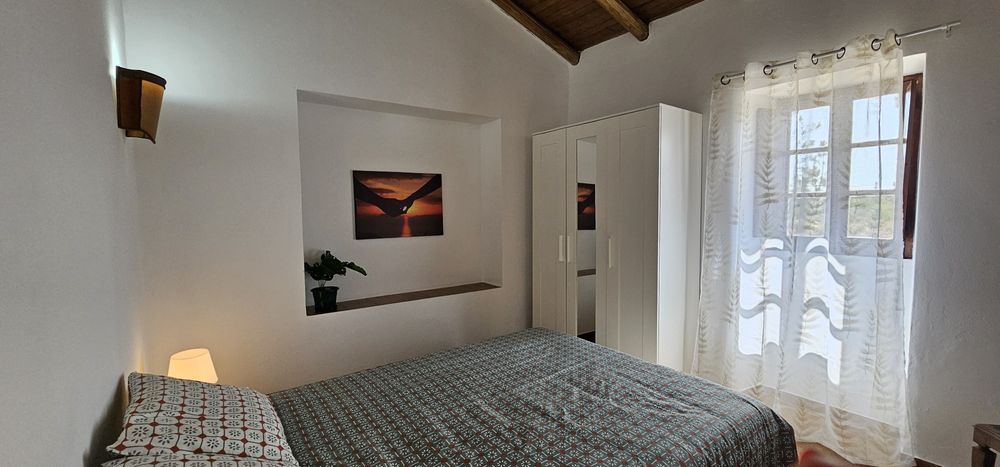 Casa rustica mobilada com terreno em Aljezur - 2 quartos