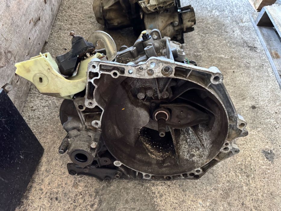 Caixa de Velocidades Peugeot 208 Citroen C3 / DS3 1.6 HDI 20DP77