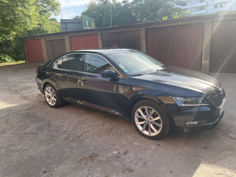 Skoda superb 2.0tdi DSG