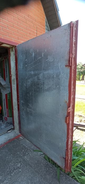 Ворота  гаражні, утеплені