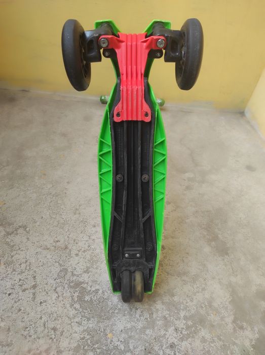 Самокат трьохколісний Micro Maxi