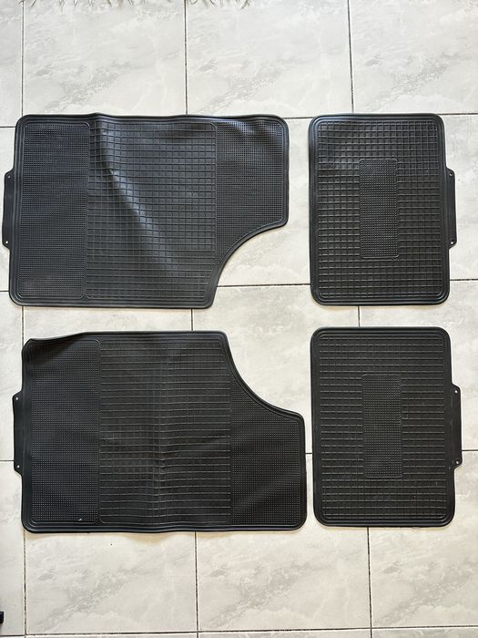 Kit de tapetes para carro