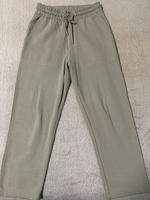 Костюм жіночий MNG