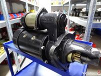Rozrusznik Alternator Komatsu Cat Hanomag Liebherr Caterpillar Massey