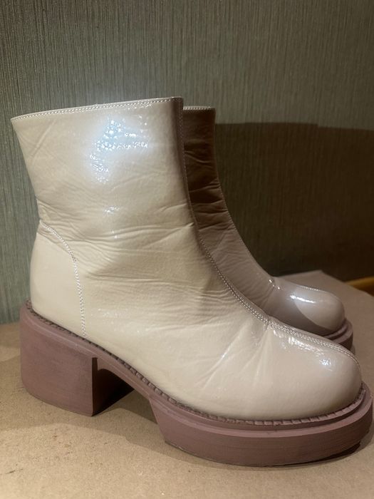 Шкіряні жіночі ботильйони