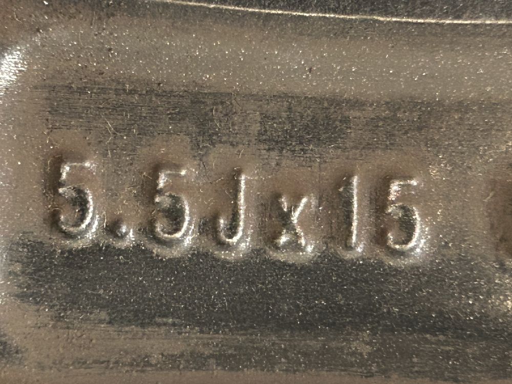 361 Felgi Aluminiowe TOYOTA R 15 4x100 Bardzo Ładne