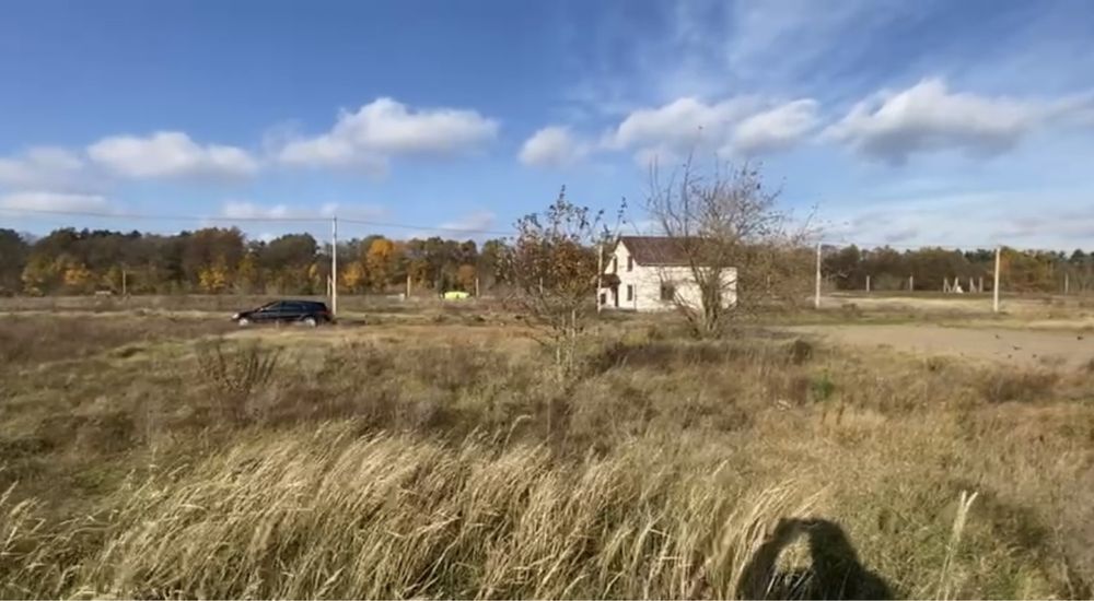 Продам земельну ділянку . Кустин . 12,6 соток під будівництво