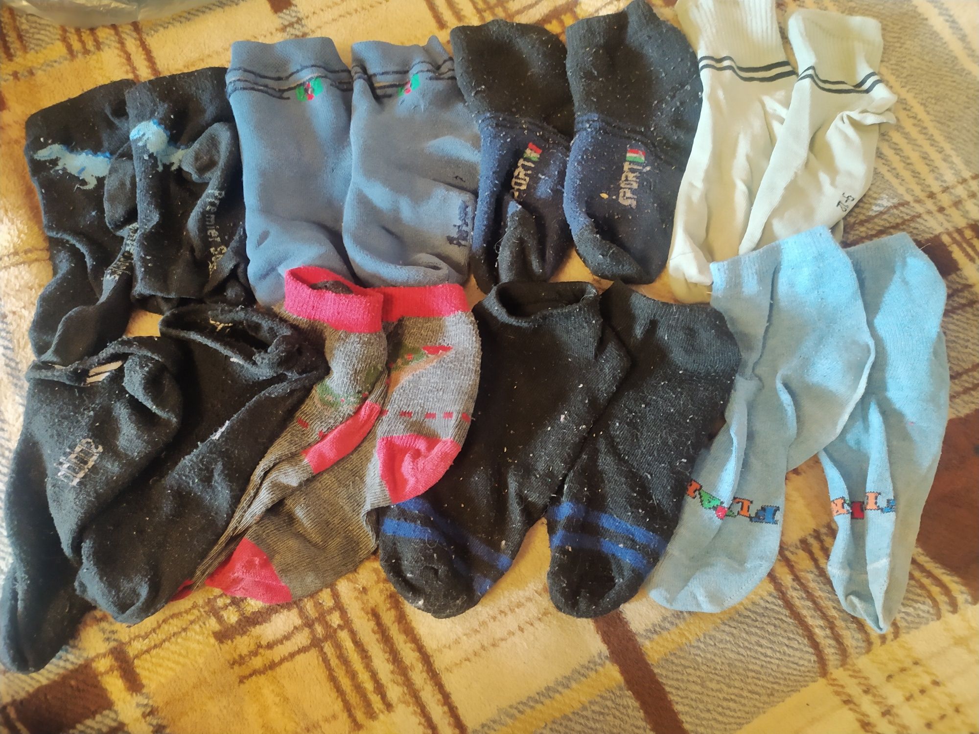 Продам носки  детские