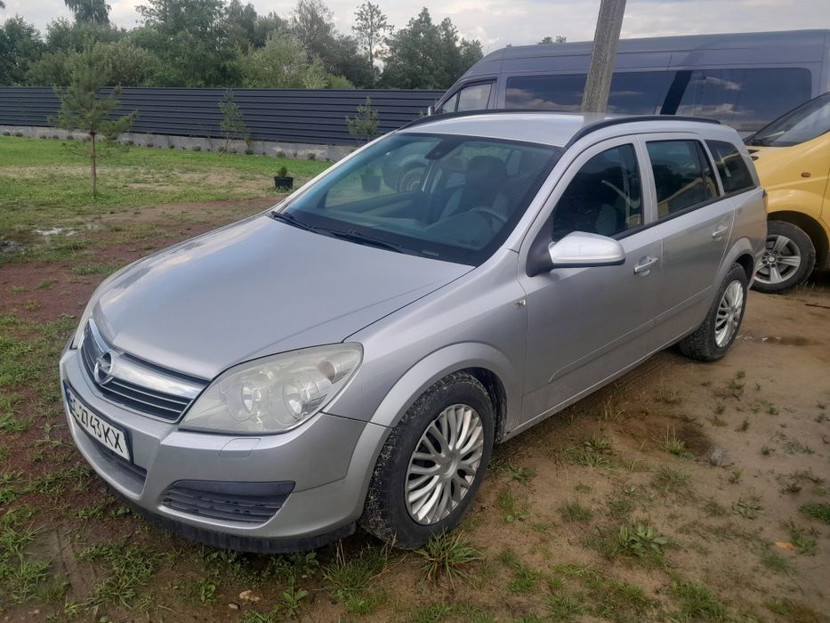 Продам Opel Astra H Універсал!!!