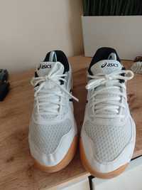 Biale buty Asics upcourt 5