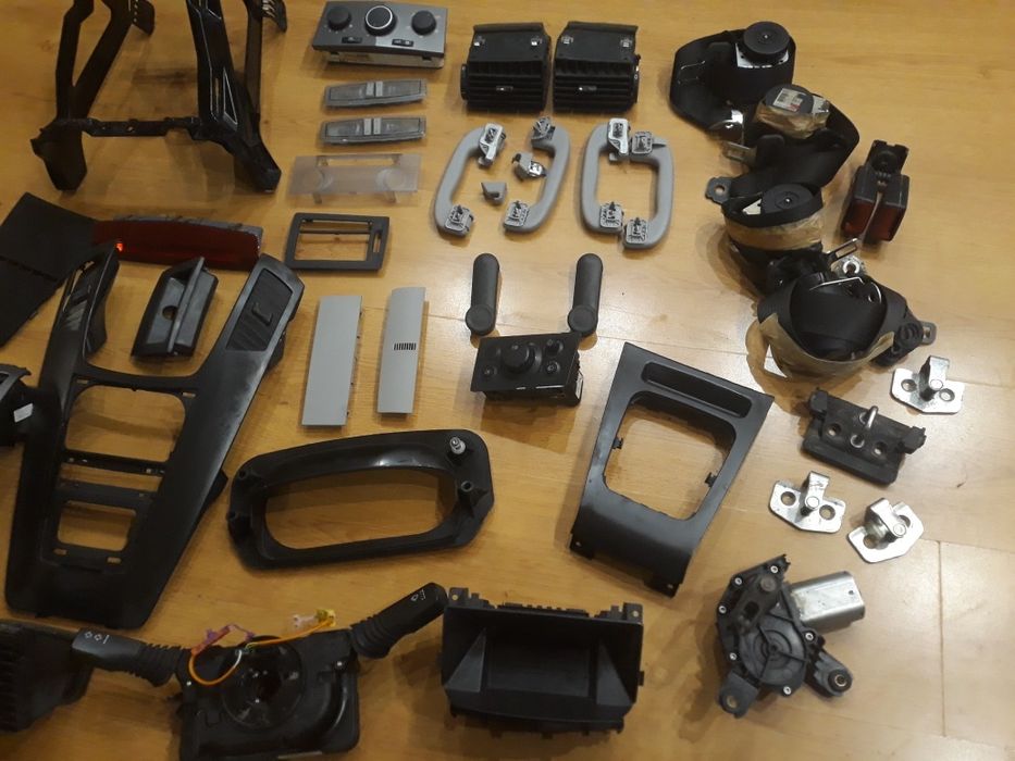 Запчасти Опель Зафира,Астра H,уплотнители на двери