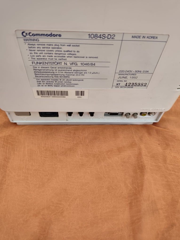Monitor Commodore 1084S - D2