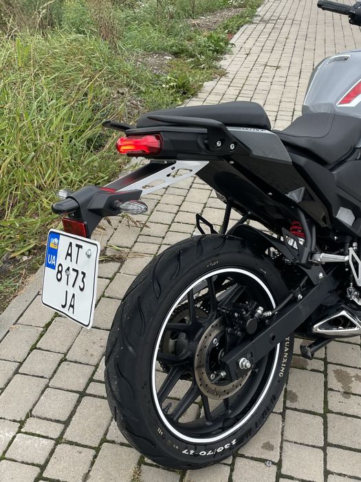 Мотоцикл Lifan sr220 4v
