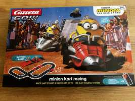 Tor carrera go minion car racing