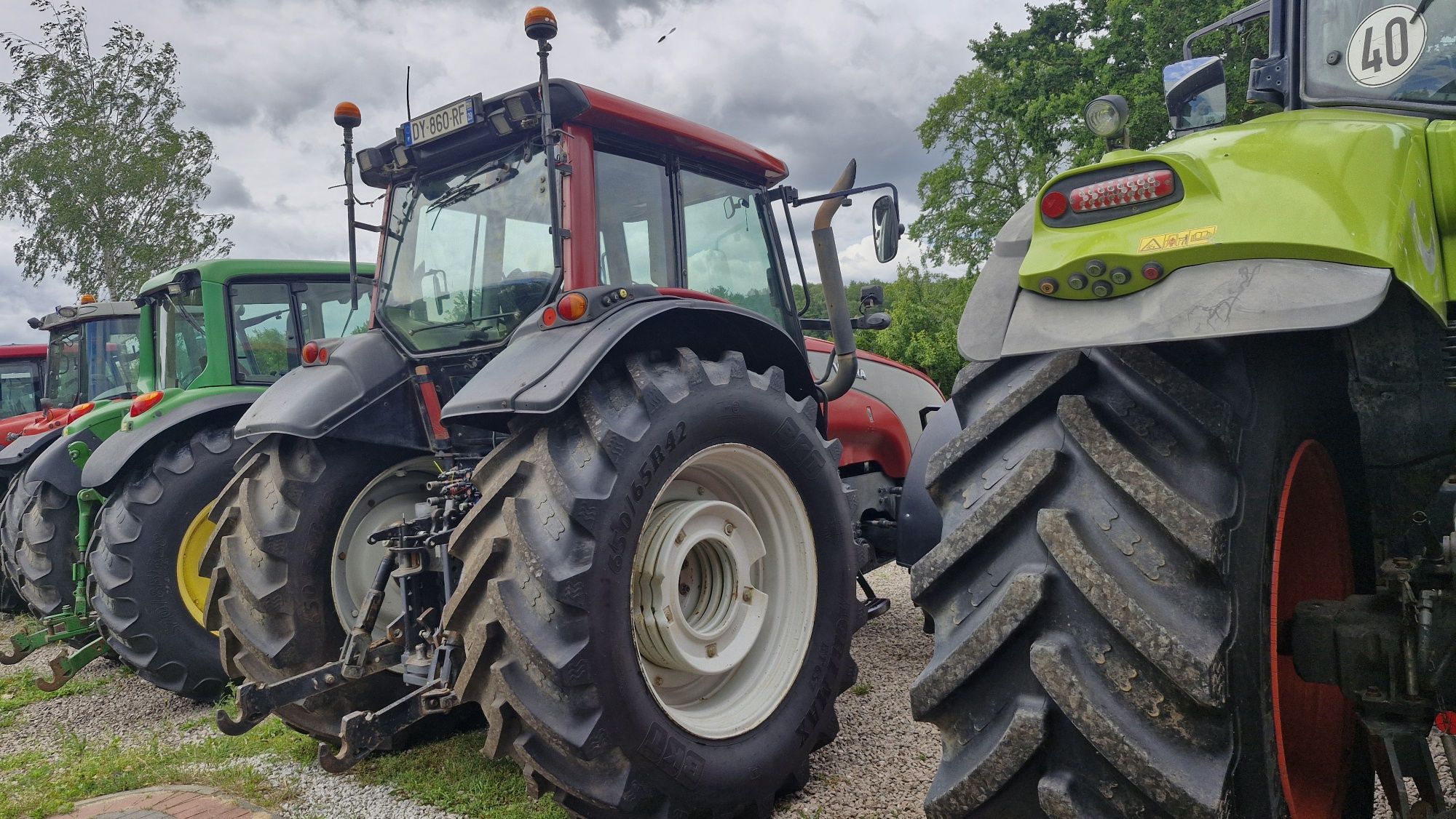 Valtra t 161 deutz fahr m 650 axion 810 john deere 6830
