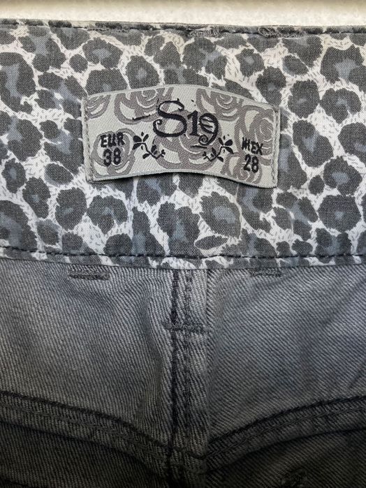 Pull & Bear S19 calças 38