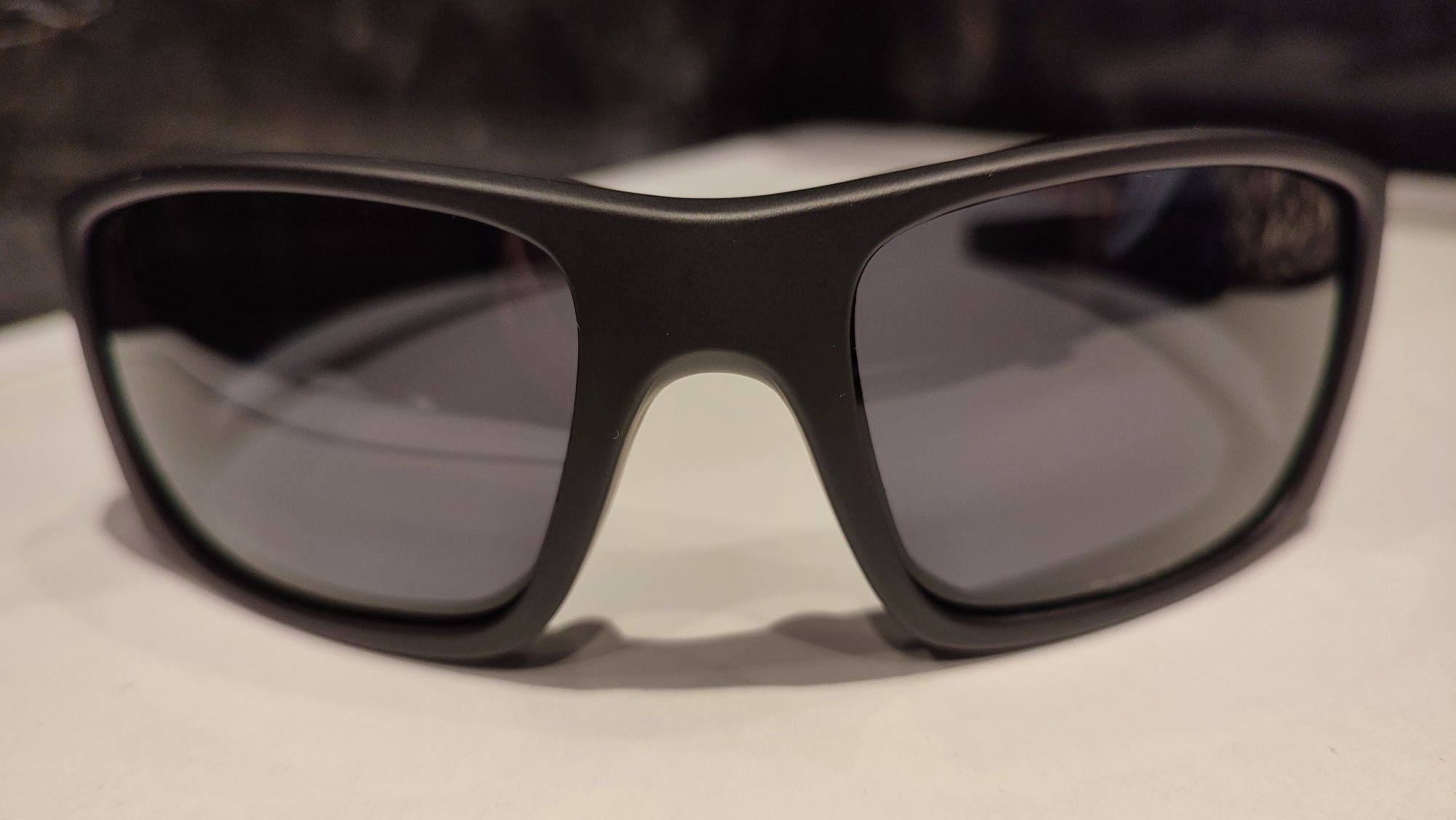 Okulary przeciwsłoneczne Oakley Fuel Cell polaryzacja