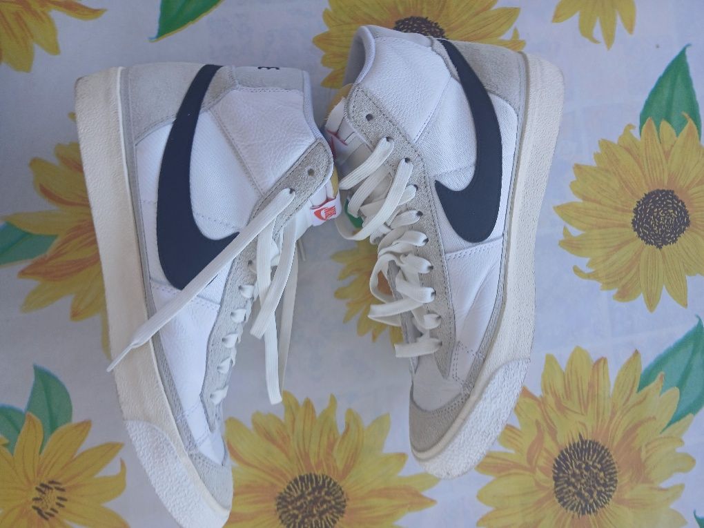 Nike blazer mid 77