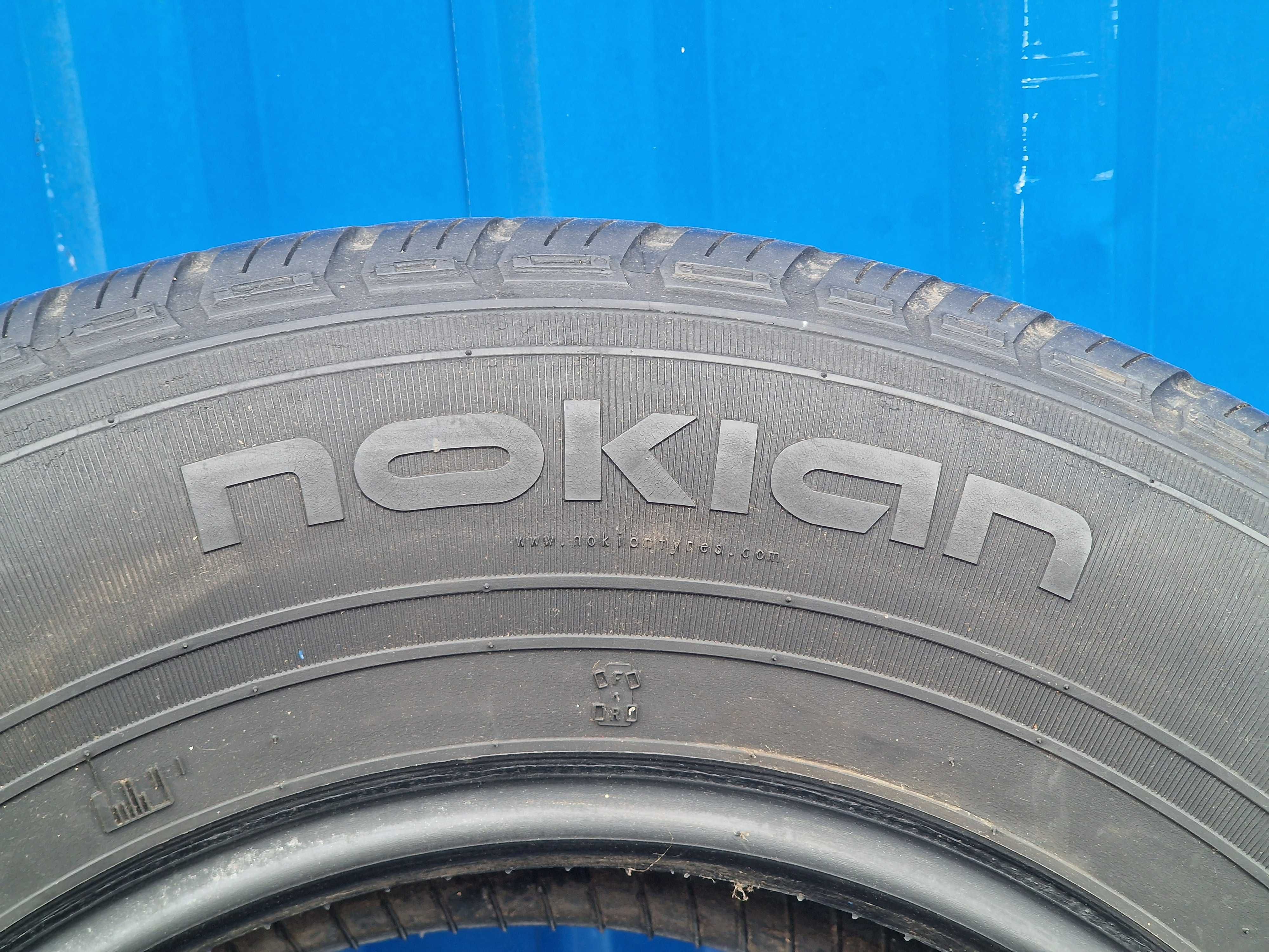 215/75R16C 116/114S Nokian cLine
