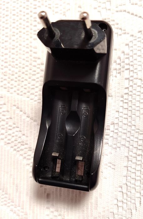 Продам зарядное устройство "Энергия"для пальчиковых аккумуляторов.