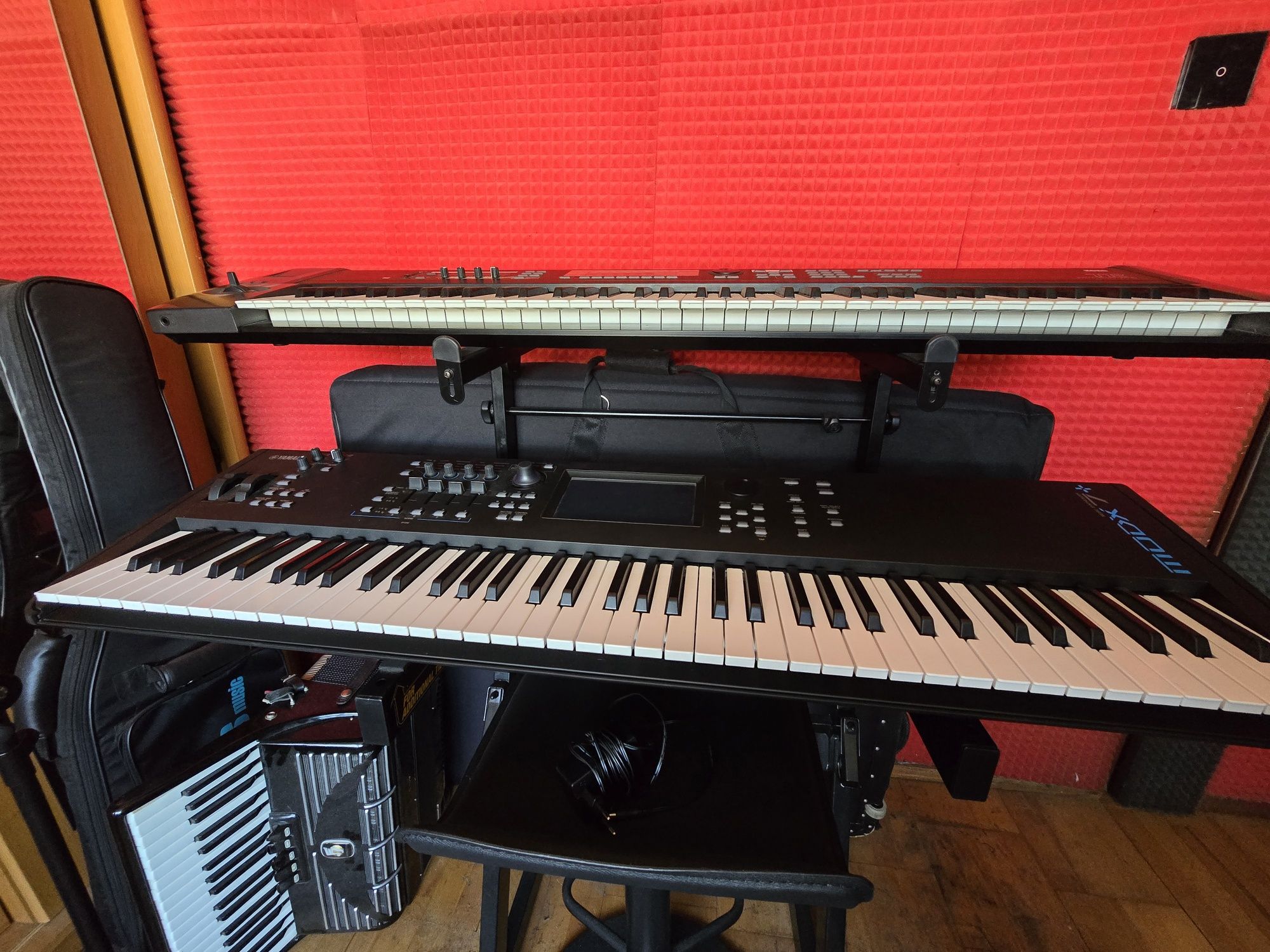 Yamaha Modx 7+ synth