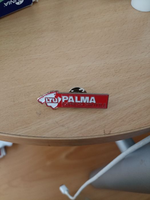 Przypinka LTU nowa
