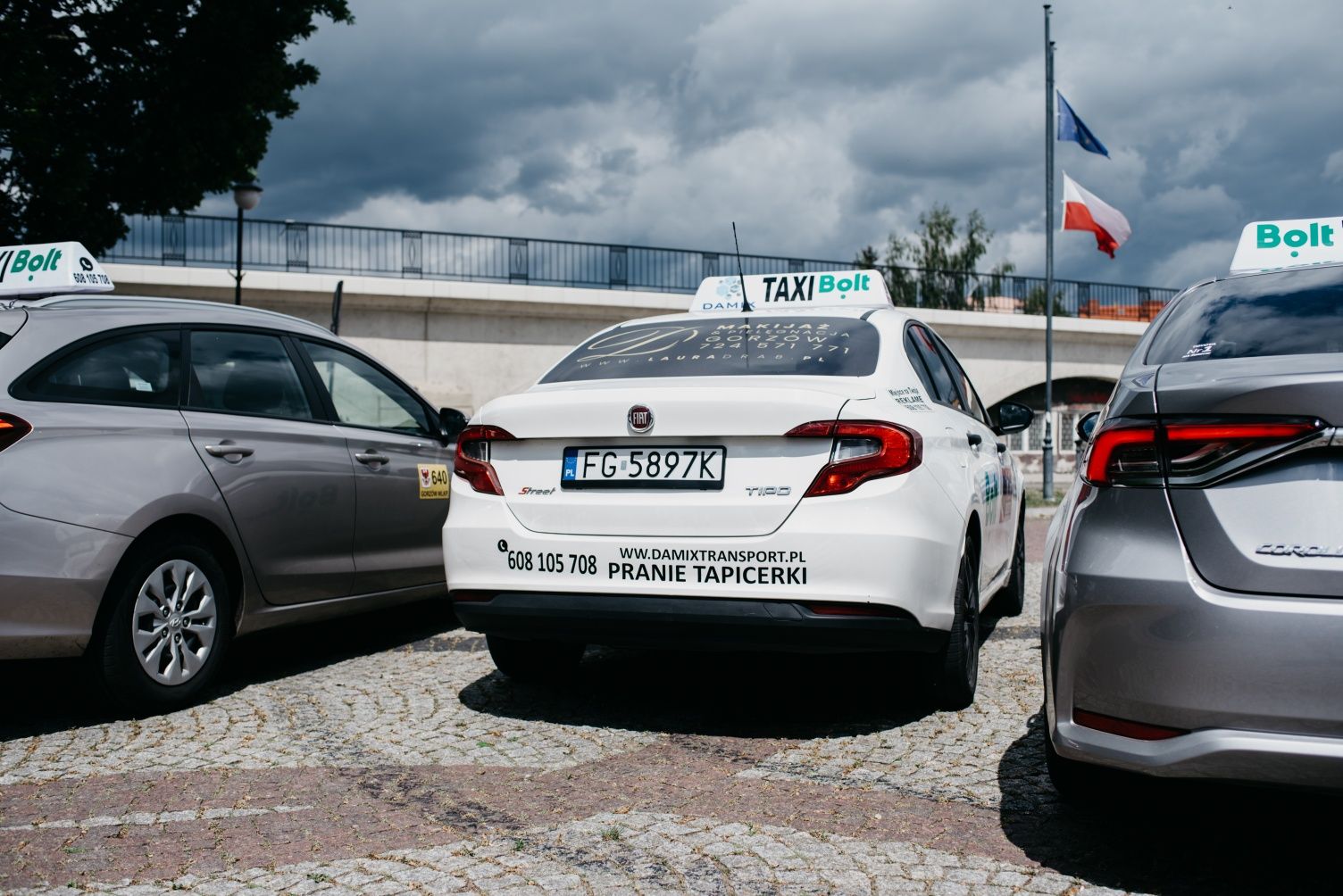 Transport na Lotniska Taxi Damix  Przewóz Osób Europa i Polska Transfe