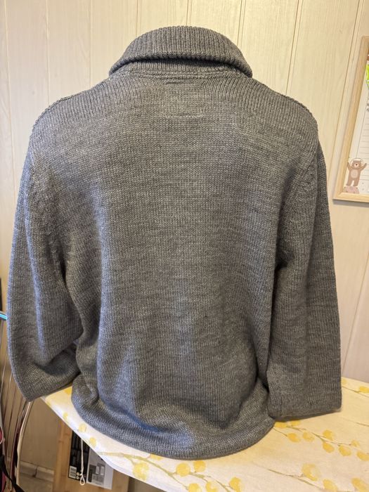 Meski sweter w warkocze Burton
