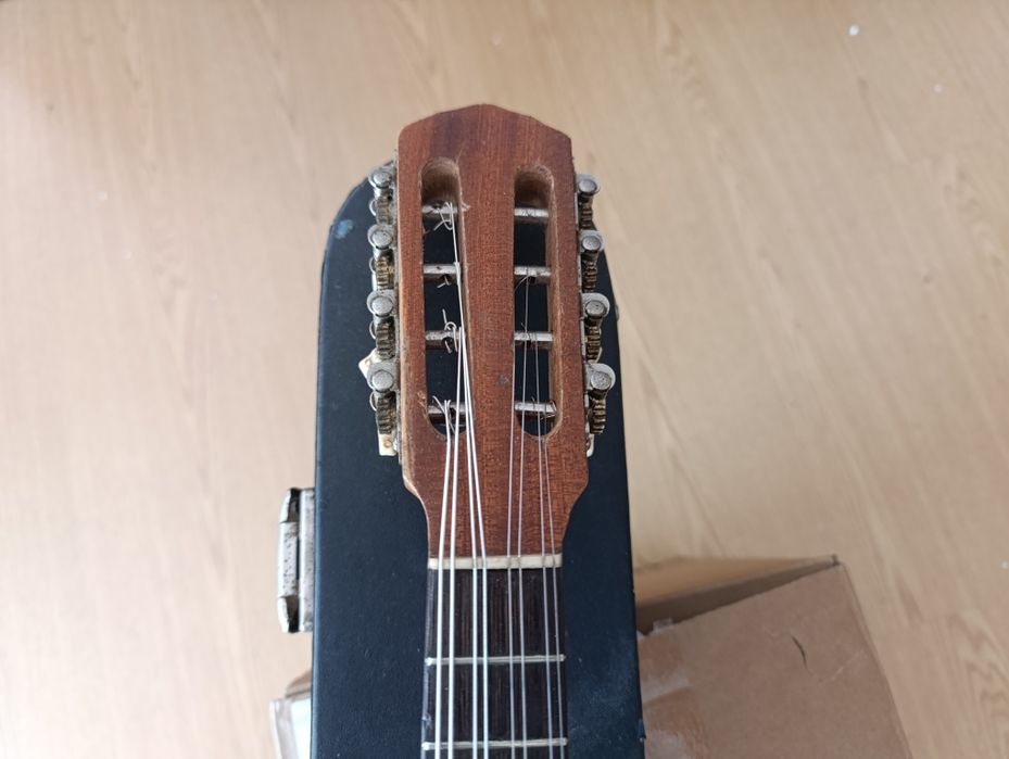 Banjo de 8 cordas