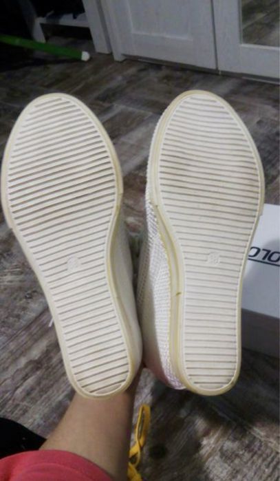 Нові жіночі кросівки, хайтопи, снікерси 37-38 р.