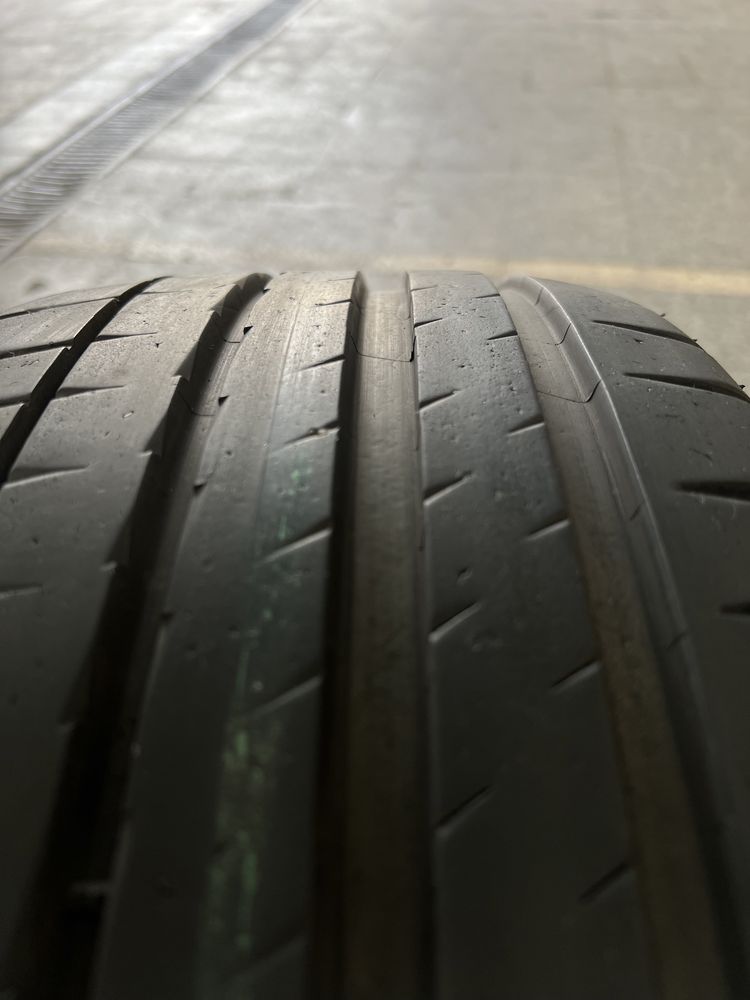 Pneus semi-novos 215/40R17