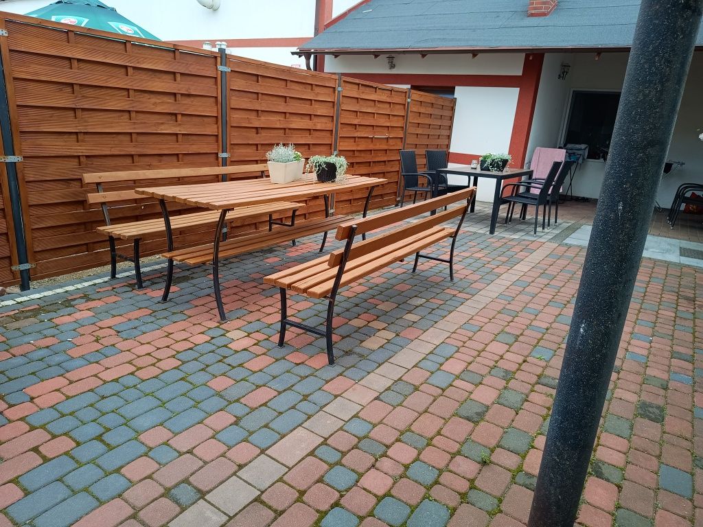 Obiekt noclegowy Wynajmę na  50 miejsc Pokoje Noclegi Mieszkania