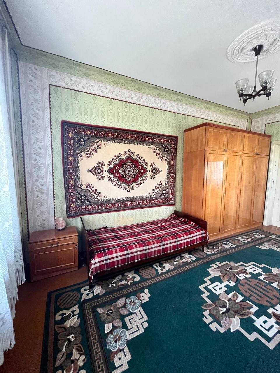 ПРОДАЖ будинку на вул. Пирогова