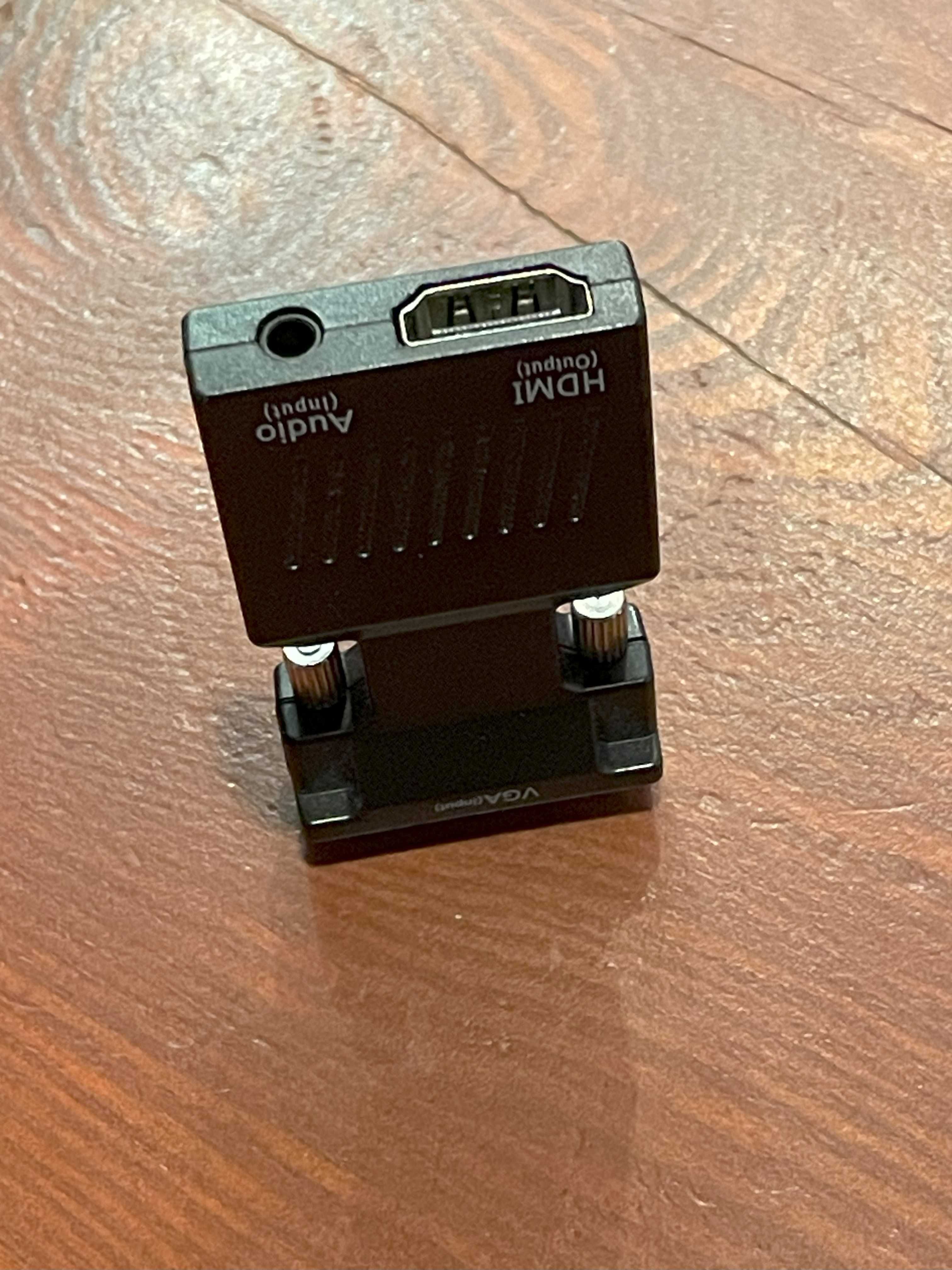 Adapter VGA DO HDMI + AUDIO konwerter cyfrowy analogowy
