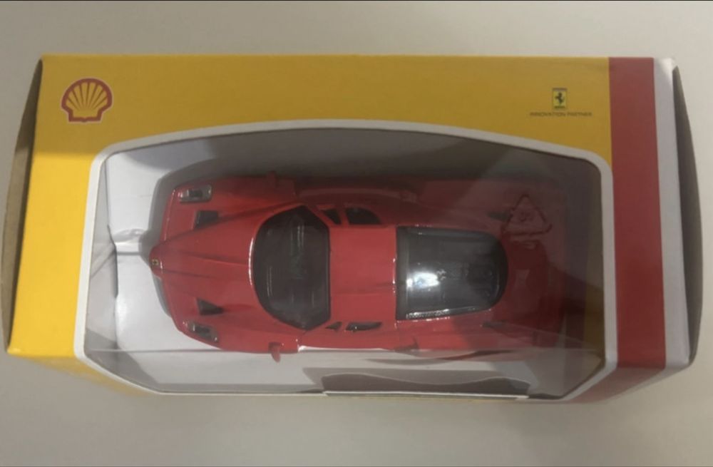 Model Enzo Ferrari
