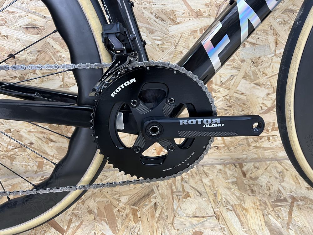 Bicicleta topo de gama Factor Ostro Vam - Ultegra Di2 12v - 49,54,56