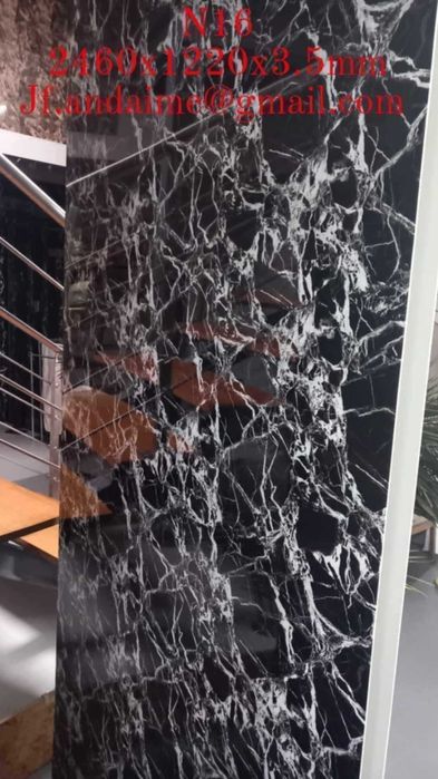 Painéis revestimento paredes exteriores em PVC