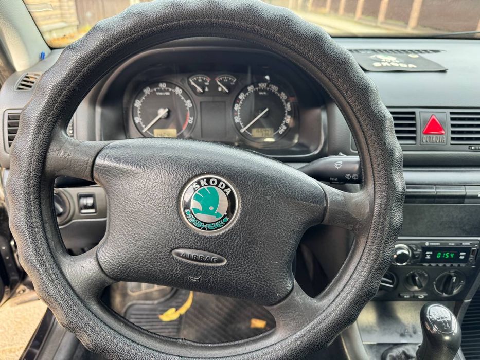 Автомобіль Skoda Octavia Tour 1.6 механіка 2007 рік 166 тис км пробіг