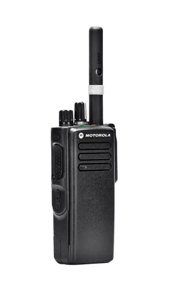 Motorola DP4400e VHF AES 256 - портативна рація