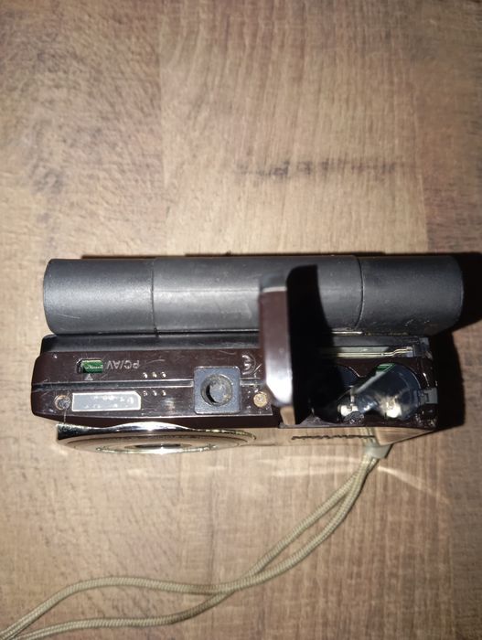 Продам майже працюючій фотоапарат