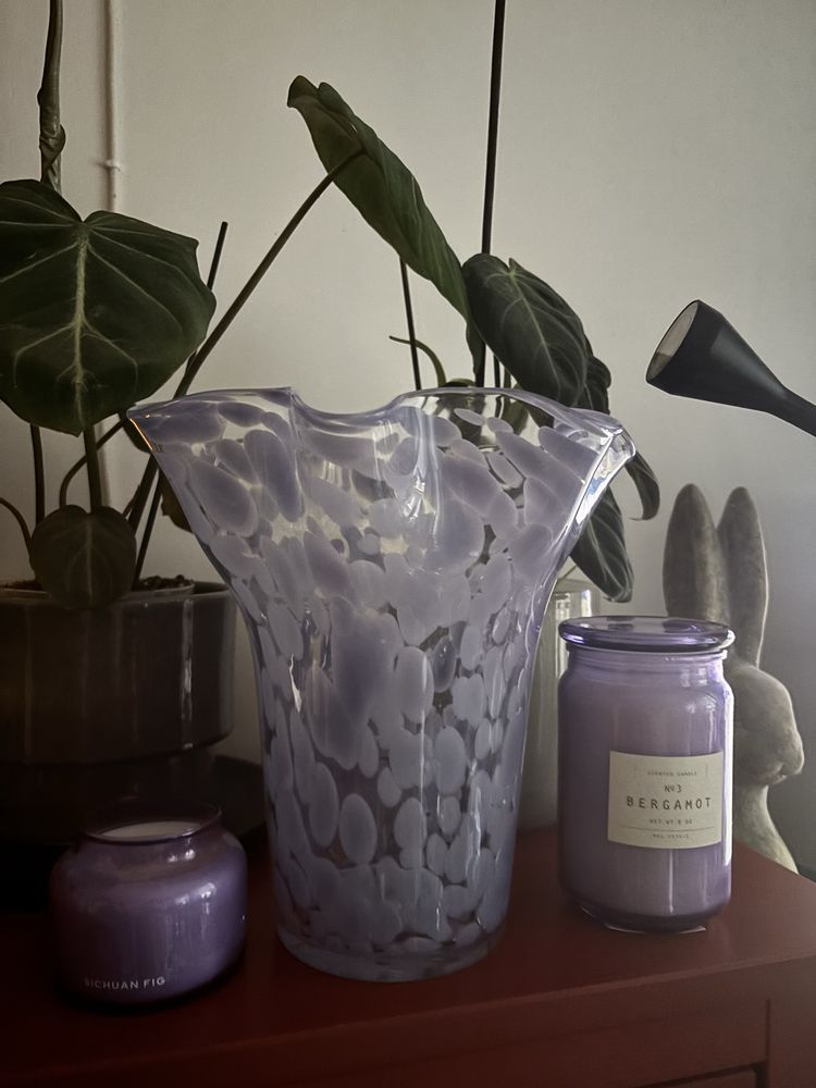 Piękny fioletowy wazon H&M Home