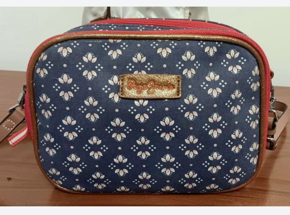 Mala tira colo marca pepe jeans