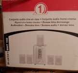 Conjunto Home cinema com colunas incluídas
