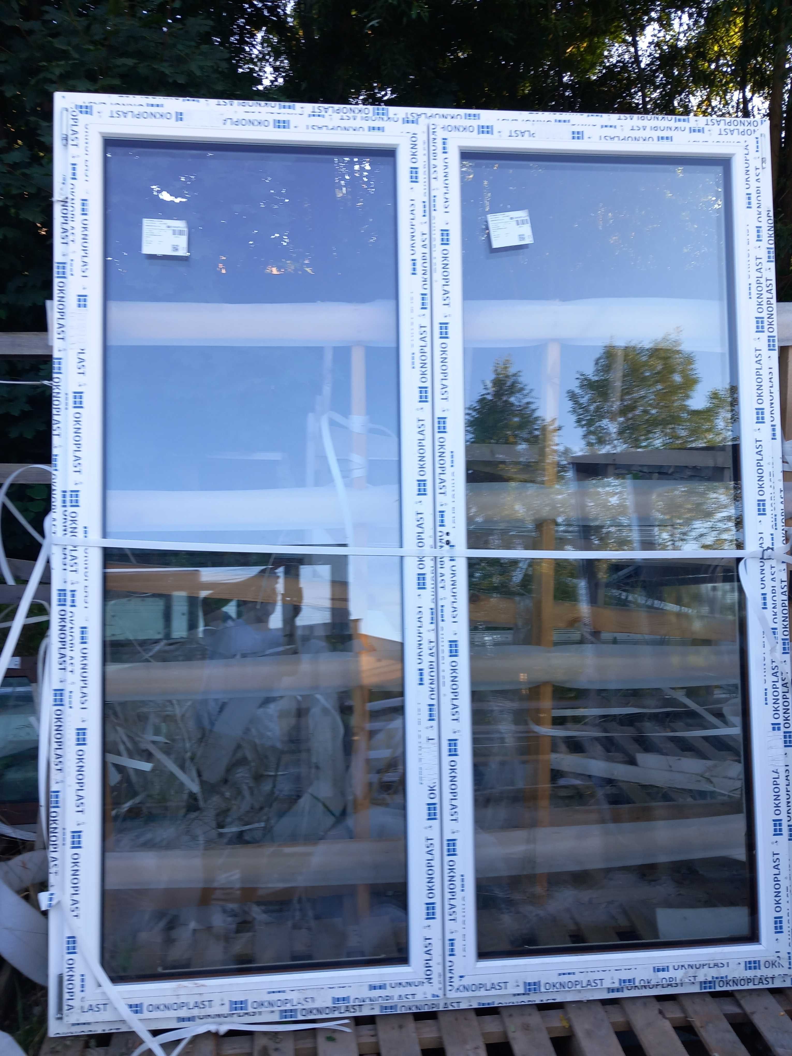 okno szer 180cm/220,5 wewn. białe, zewn. złoty dąb 3-szybowe Oknoplast