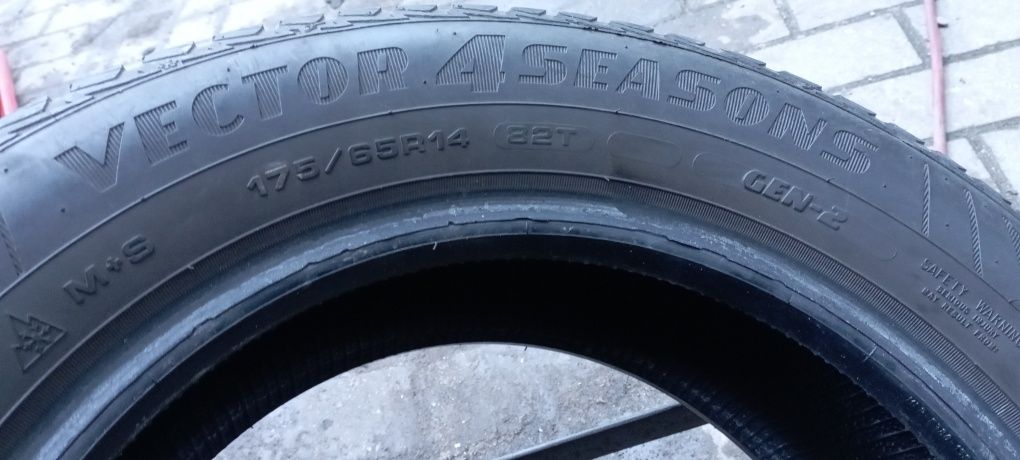 Opony 2szt 175/65/14 82T Goodyear Vector 4Seasons Gen2 2017