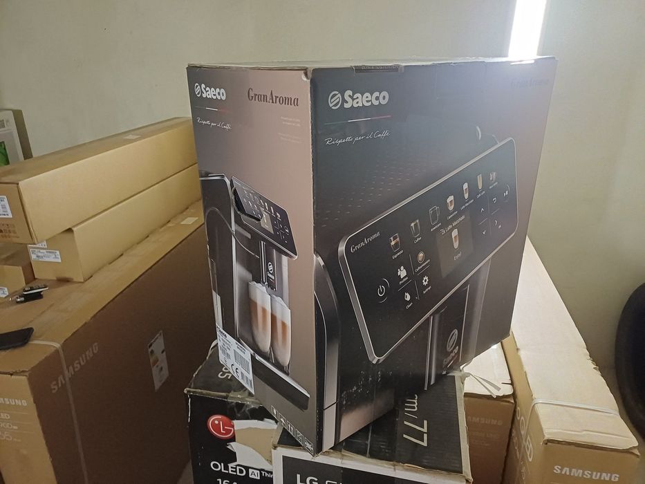 Кавомашина Delonghi ECAM 290.81TB, EXAM 440.55.G, Philips EQ700