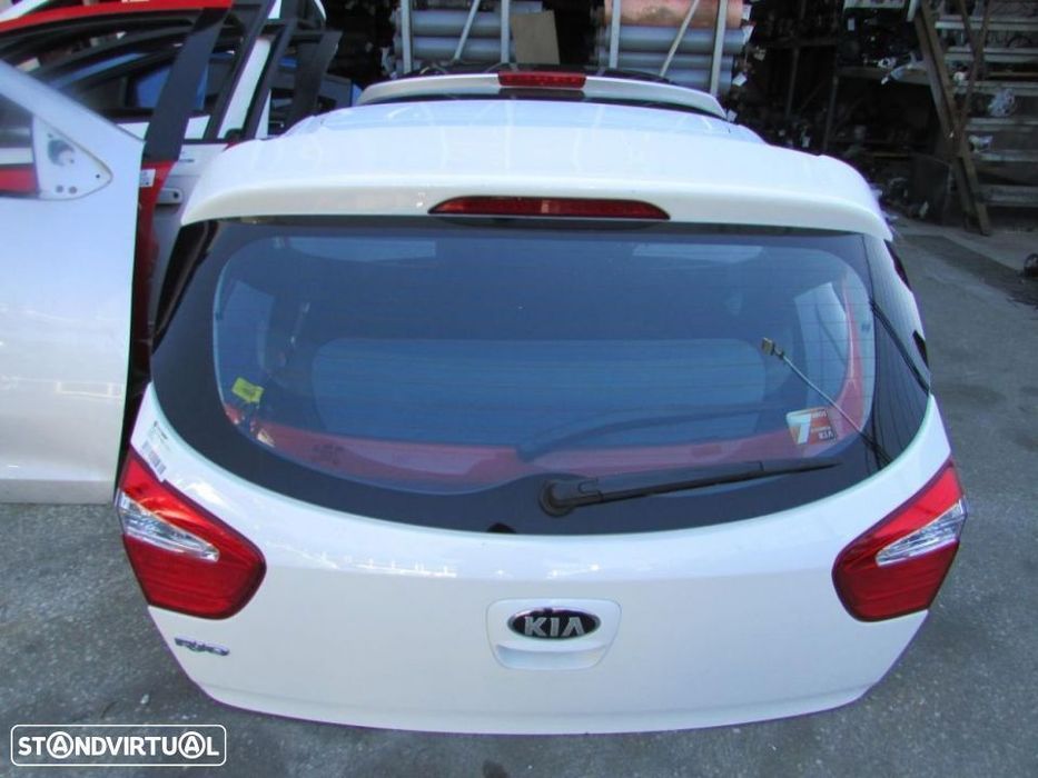 Porta da Mala Kia Rio III do ano 2014