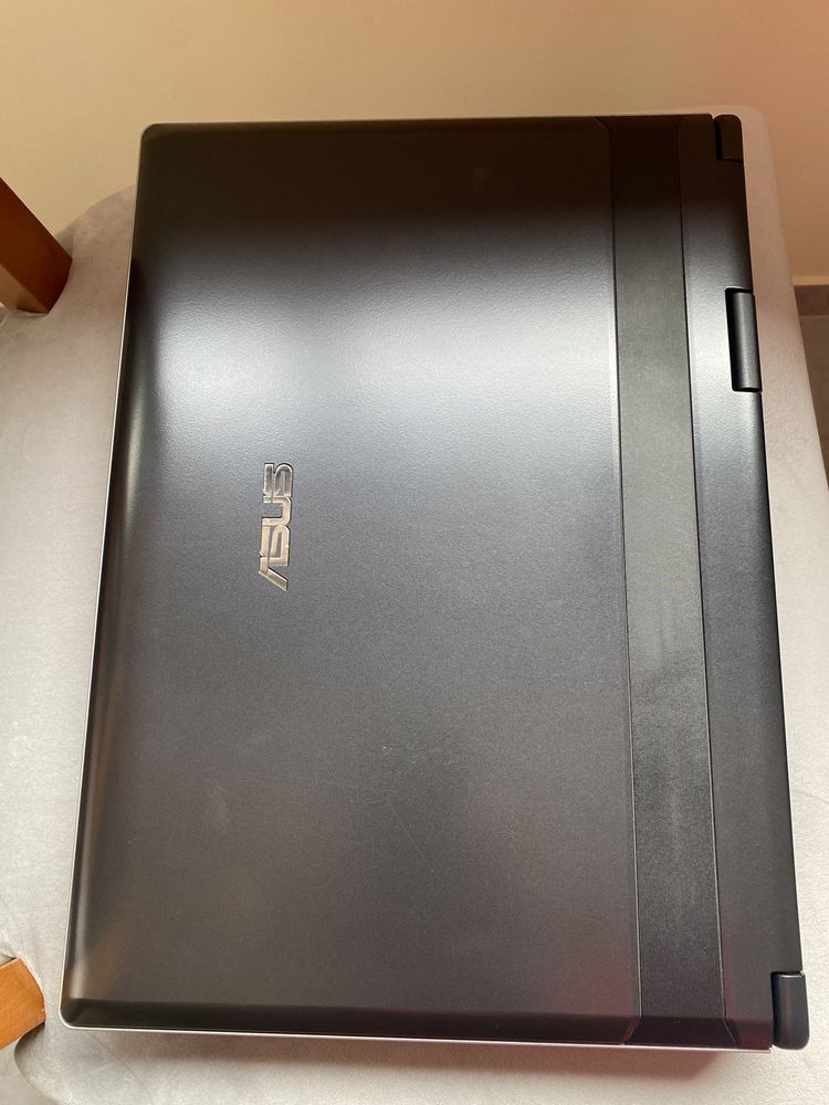 Pc Portatil marca Asus bom estado